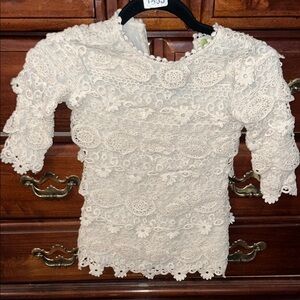 KIDS BOUTIQUE Elegant Lace dress in Cream!